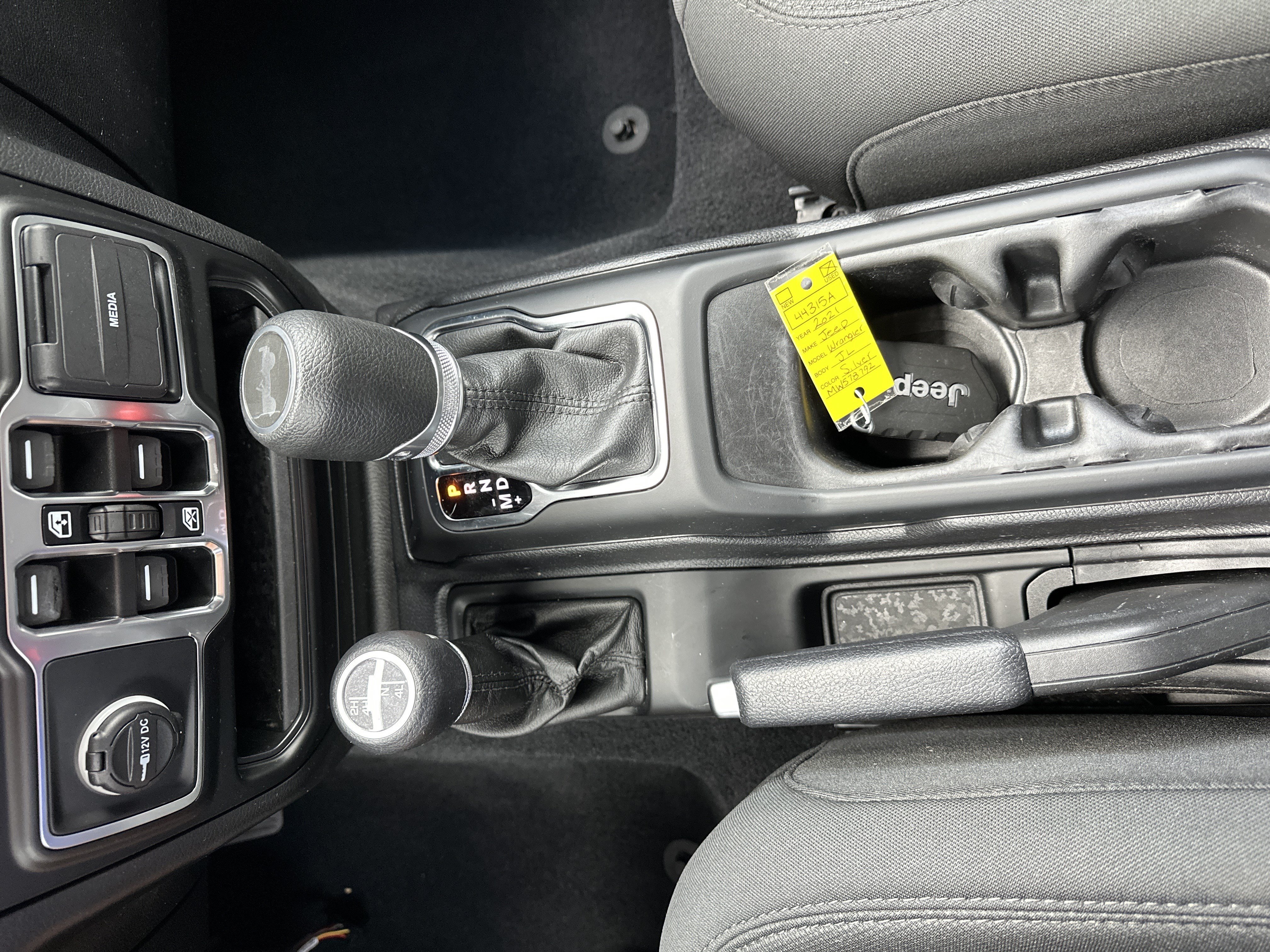 Used 2021 Jeep Wrangler Unlimited Sport AWD/4WD image 23