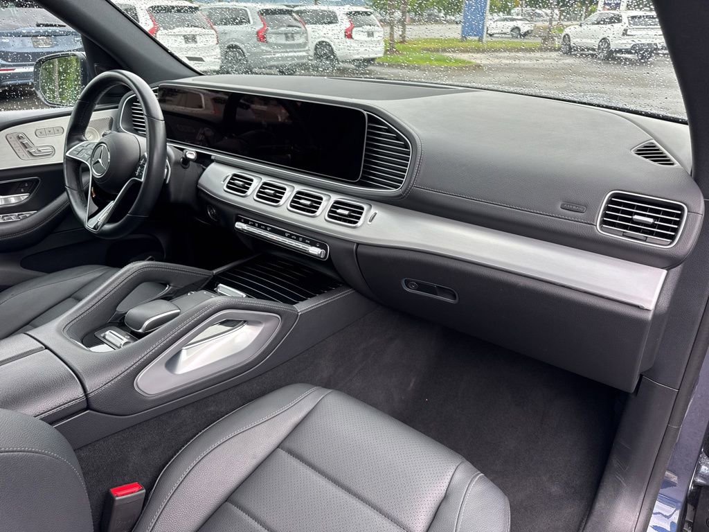 Used 2025 Mercedes-Benz GLS 450 4MATIC image 20