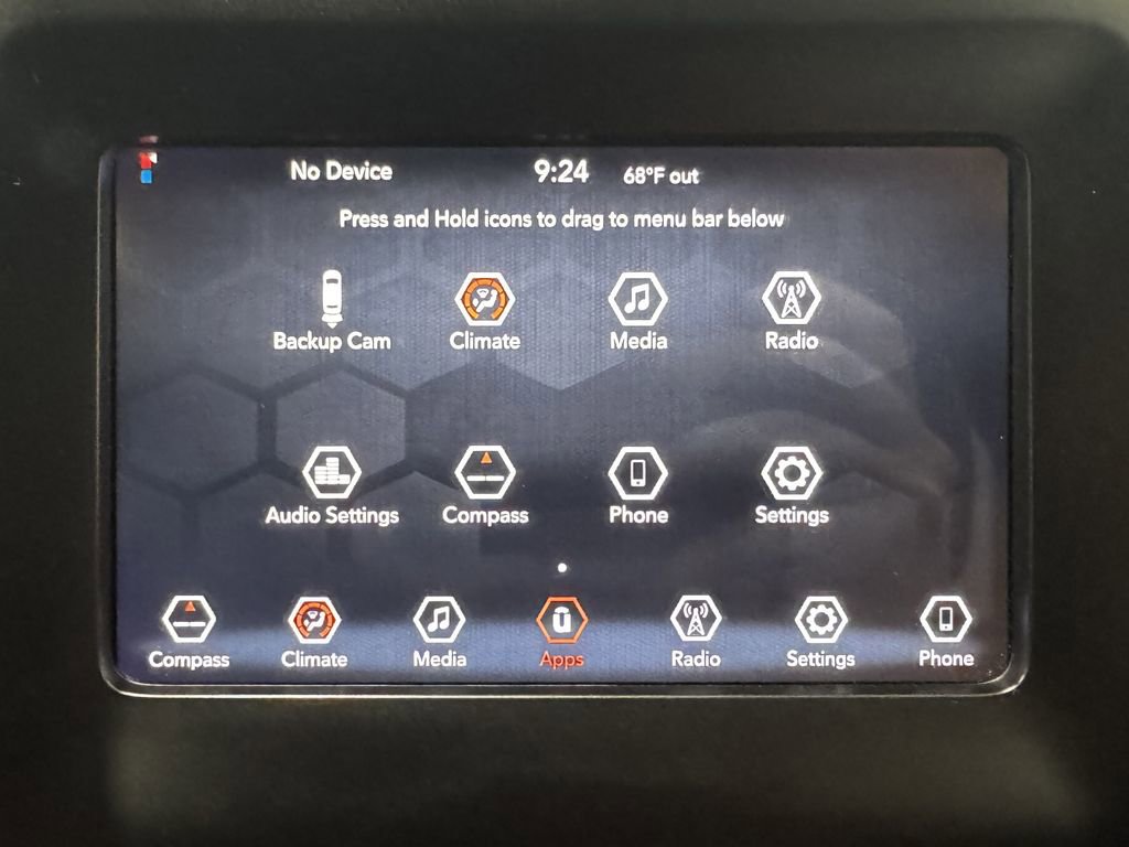 Used 2020 Jeep Cherokee Latitude Plus AWD/4WD image 26