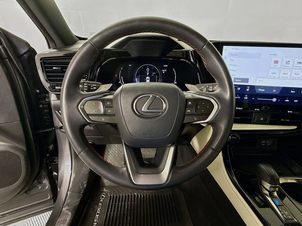 Used 2023 Lexus NX 350 AWD w/ Luxury Package image 11