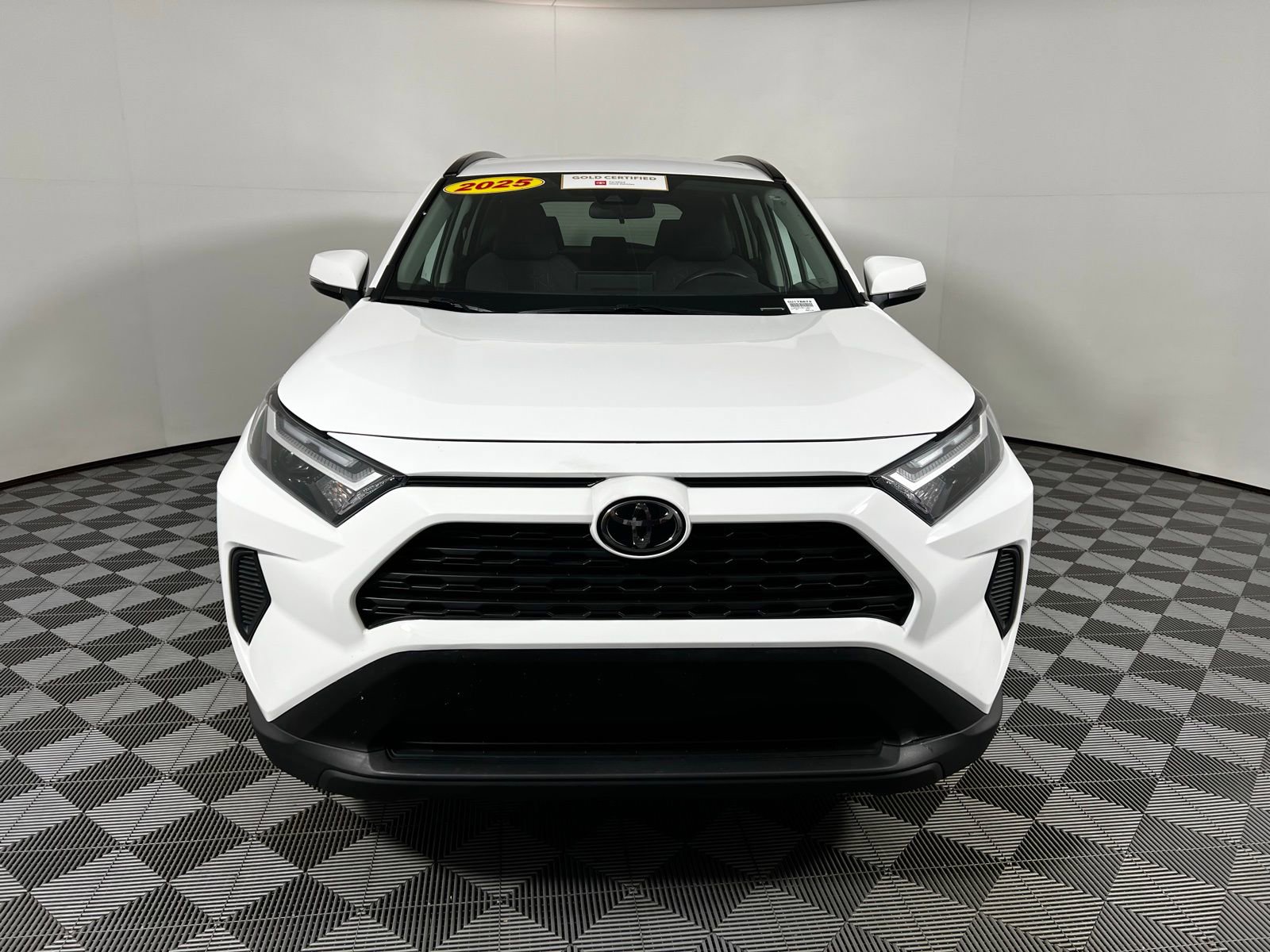 Certified 2025 Toyota RAV4 XLE AWD/4WD image 2