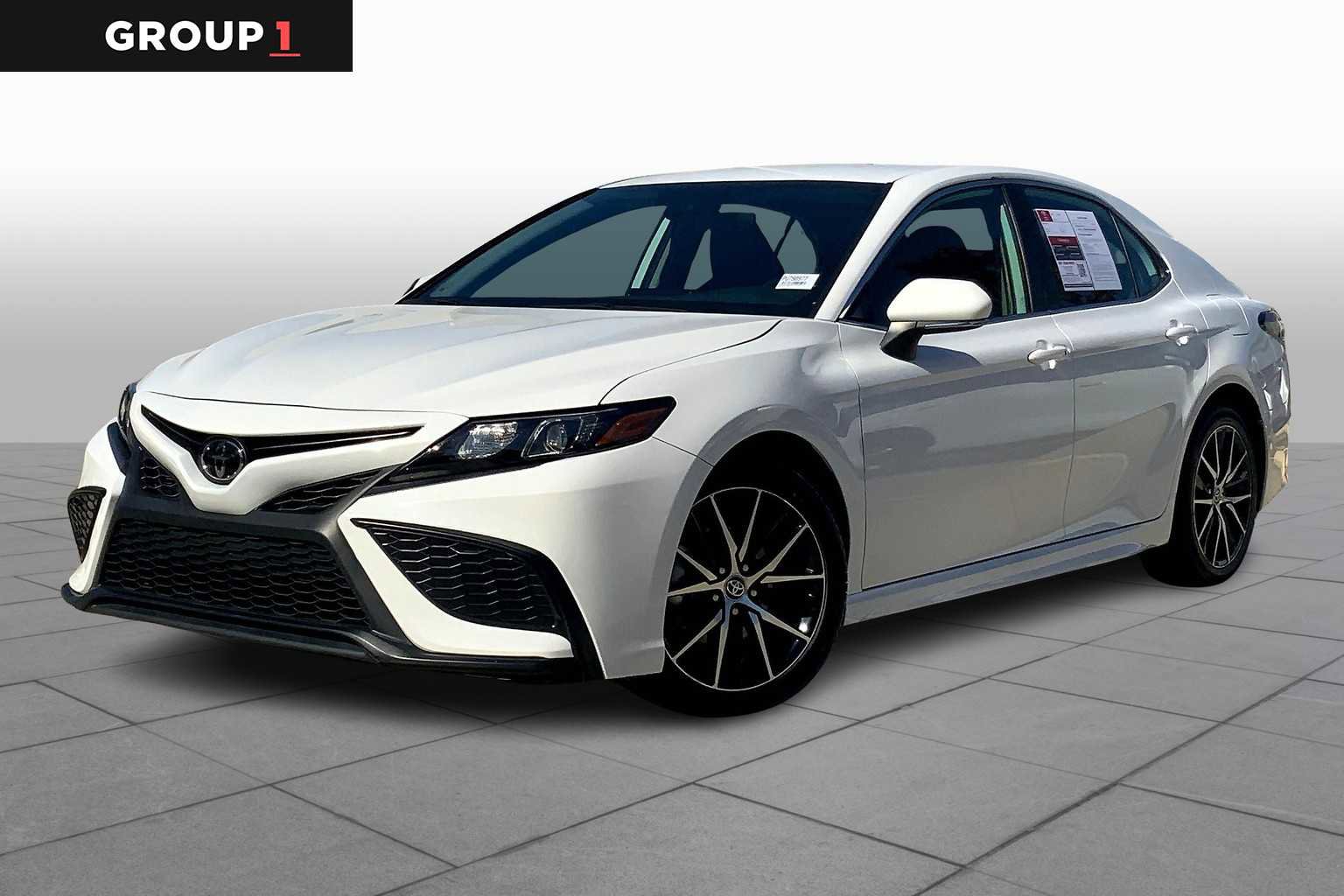 Used 2023 Toyota Camry SE