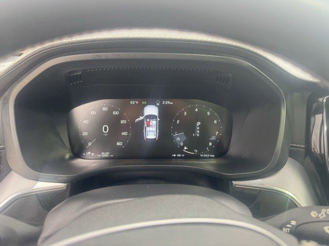 Used 2021 Volvo XC60 T5 R-Design w/ Protection Package Premier image 15