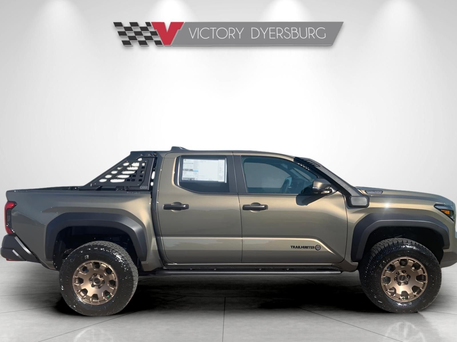 New 2025 Toyota Tacoma Trailhunter image 9