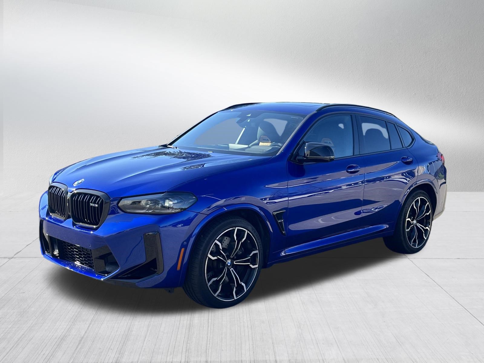 Used 2024 BMW X4 M w/ Competition Package AWD/4WD image 3