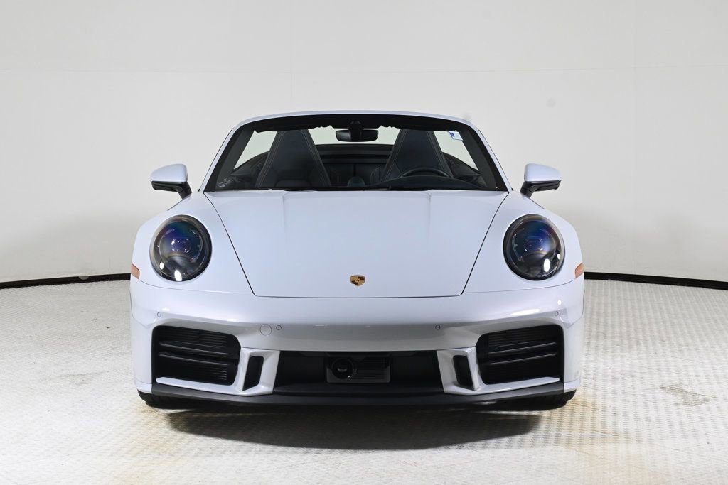Used 2025 Porsche 911 Carrera image 10