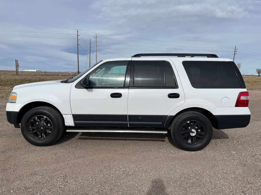 Used 2012 Ford Expedition XL image 2
