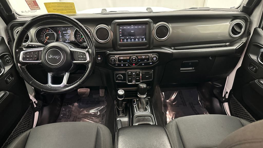 Used 2021 Jeep Gladiator Overland image 28