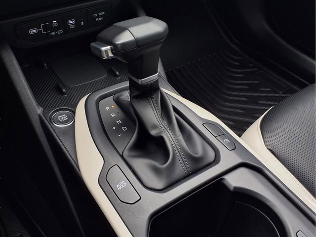 Used 2025 Kia K4 GT-Line w/ GT-Line Premium Package image 11