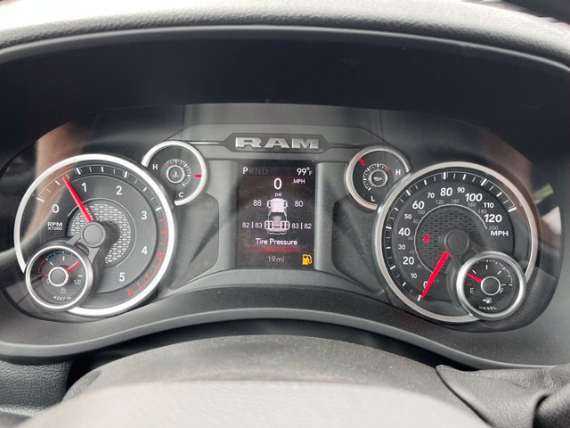 New 2027 RAM 3500 Tradesman AWD/4WD image 12