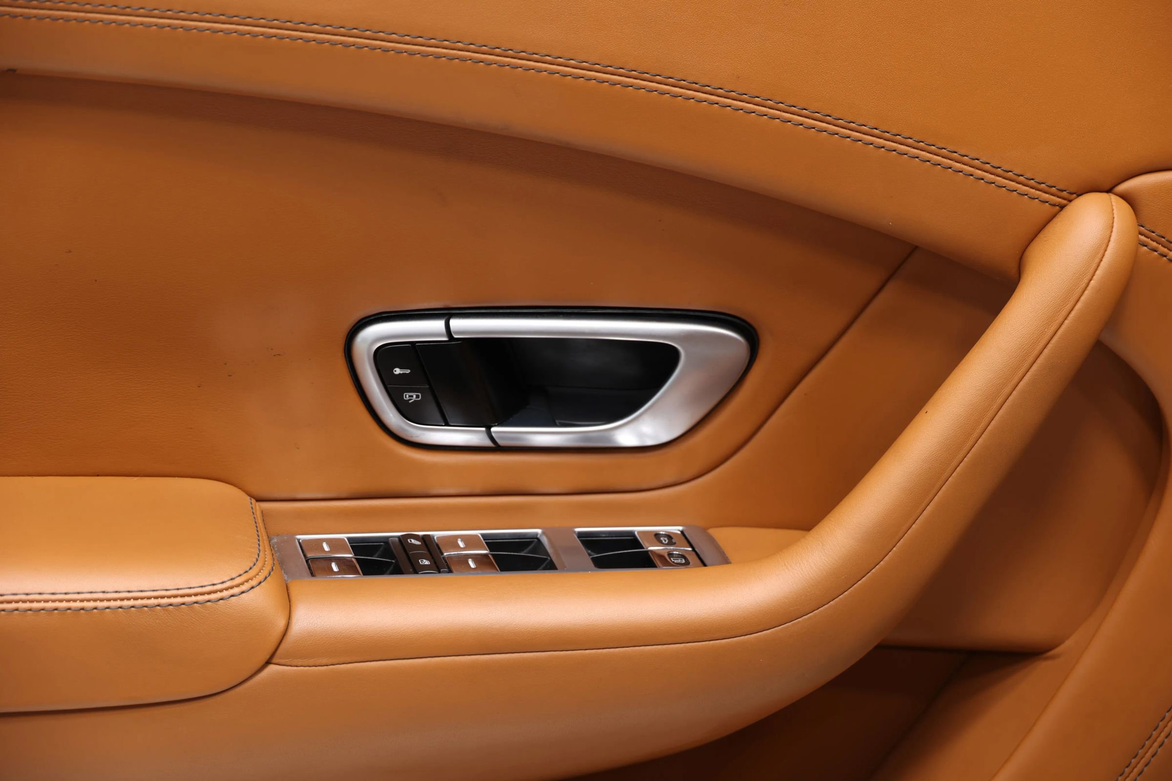 Used 2015 Bentley Continental GT AWD/4WD image 13