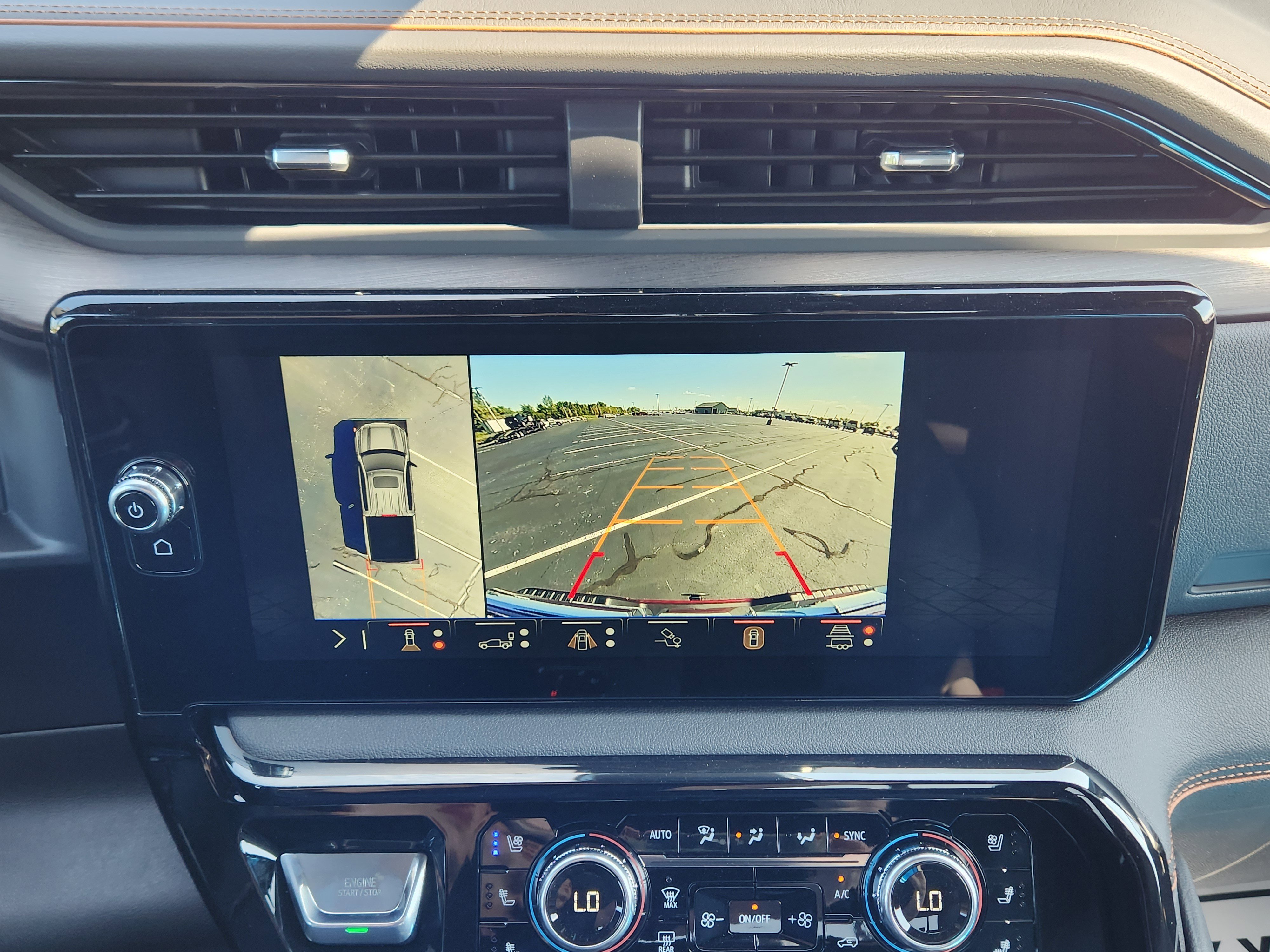 New 2026 GMC Sierra 1500 AT4 w/ AT4 Premium Package image 11