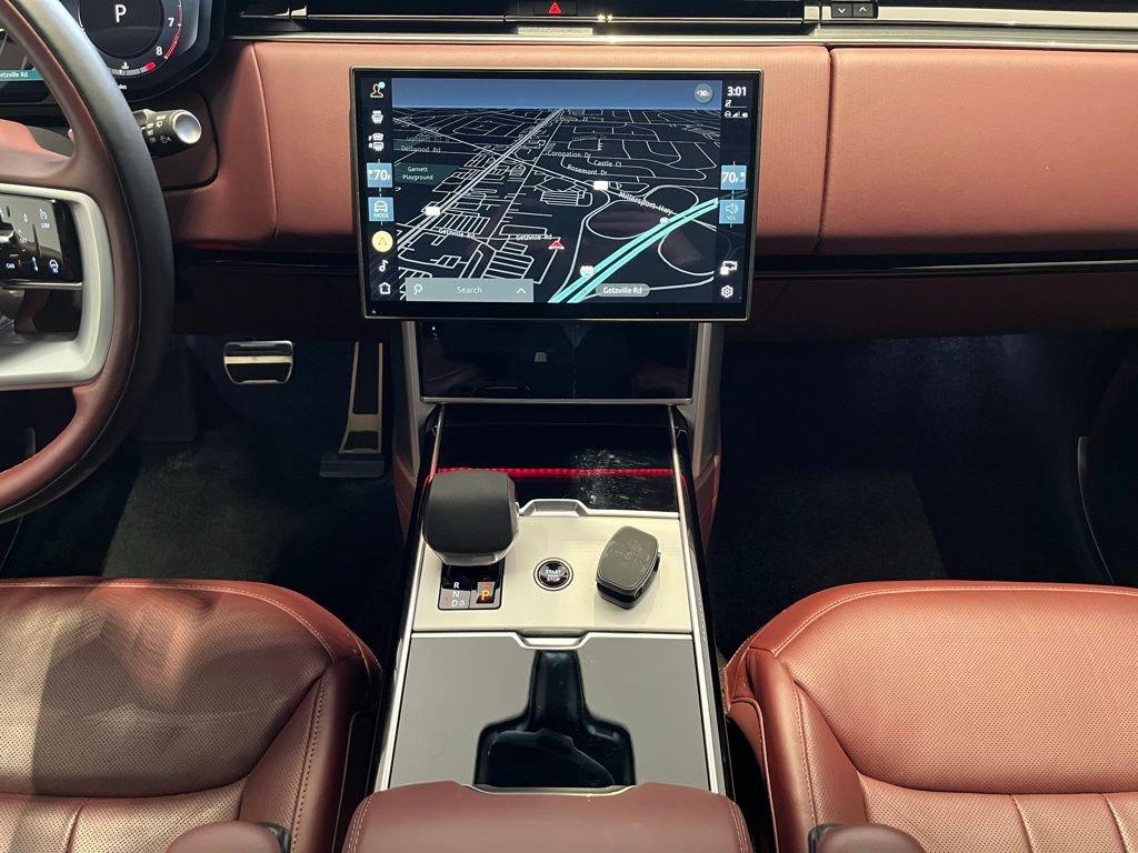 Certified 2025 Land Rover Range Rover SE AWD/4WD image 41
