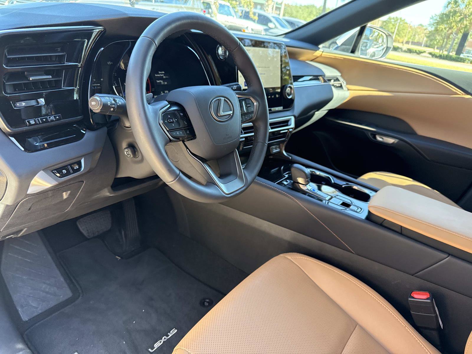 Certified 2025 Lexus RX 350 FWD image 21