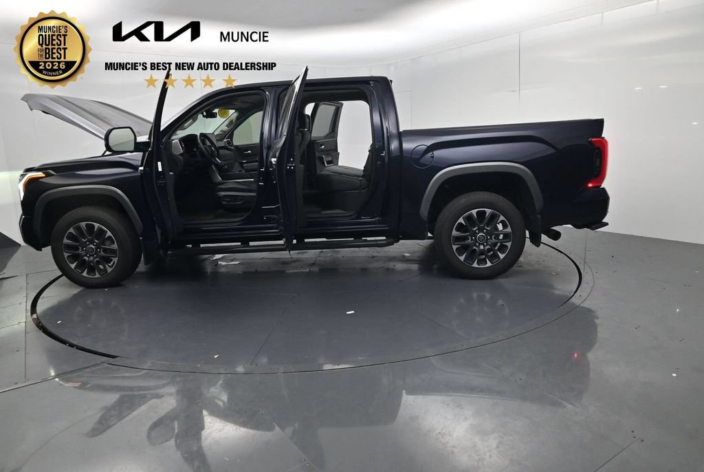 Used 2024 Toyota Tundra Limited AWD/4WD image 67