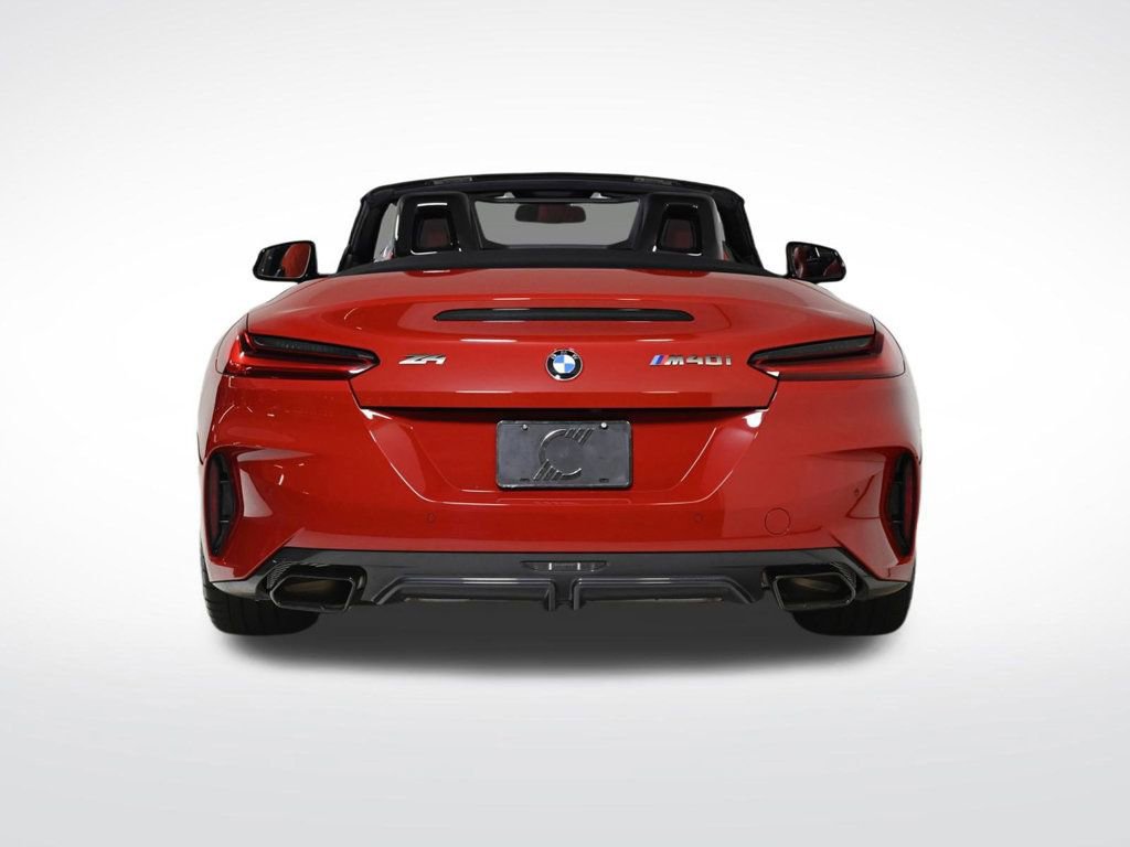 Used 2023 BMW Z4 M40i w/ Premium Package image 4