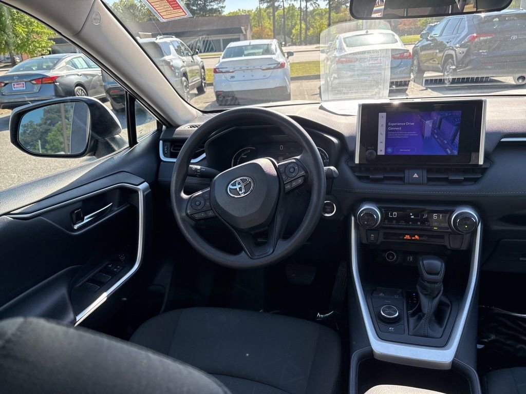 Used 2024 Toyota RAV4 XLE image 35