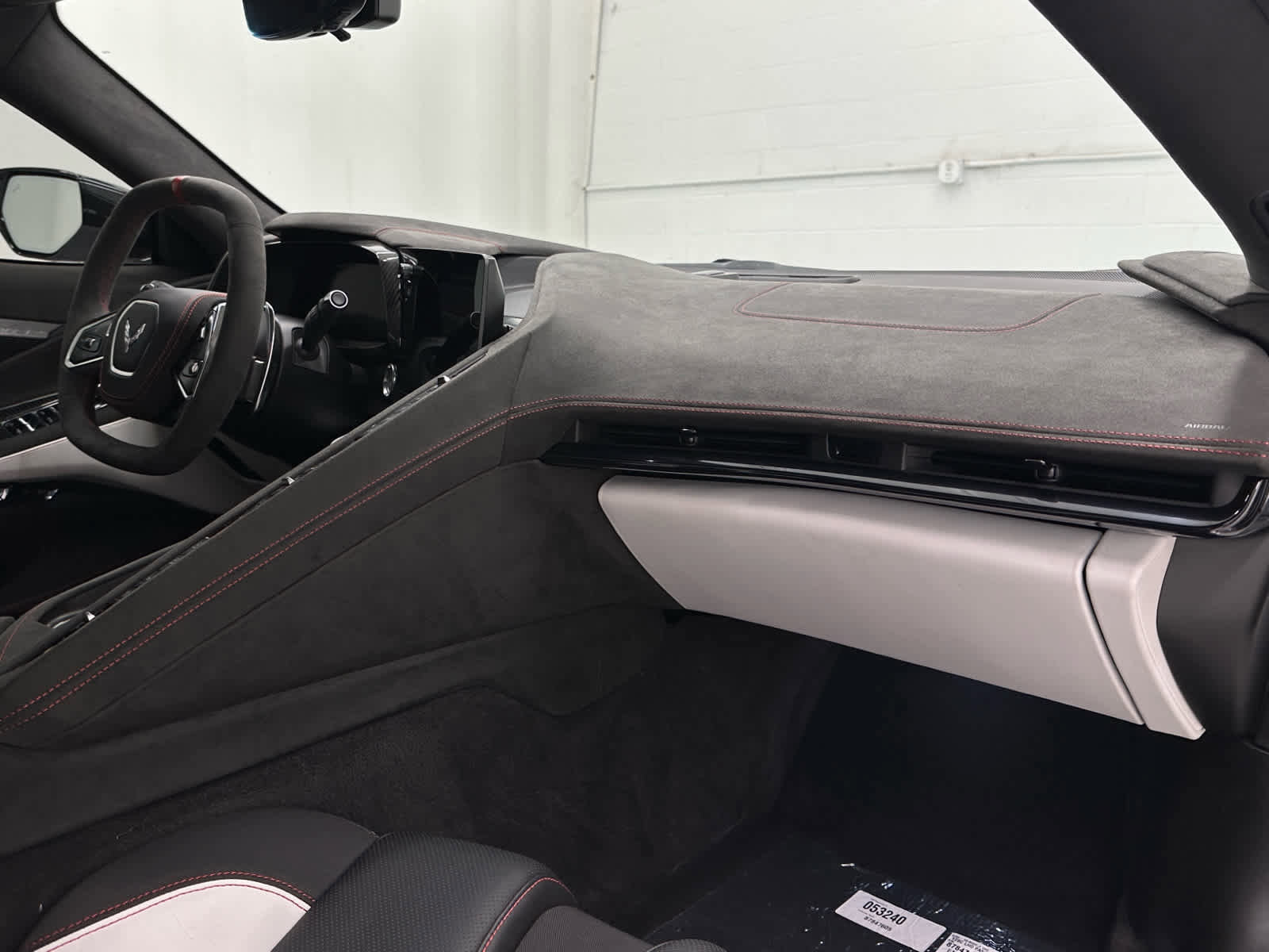 Used 2023 Chevrolet Corvette Stingray Premium Conv w/ Z51 Performance Package RWD image 21