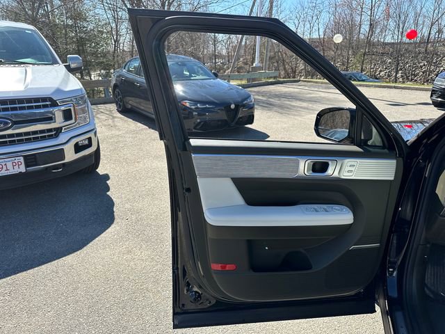 Used 2025 Hyundai Santa Fe Calligraphy image 32