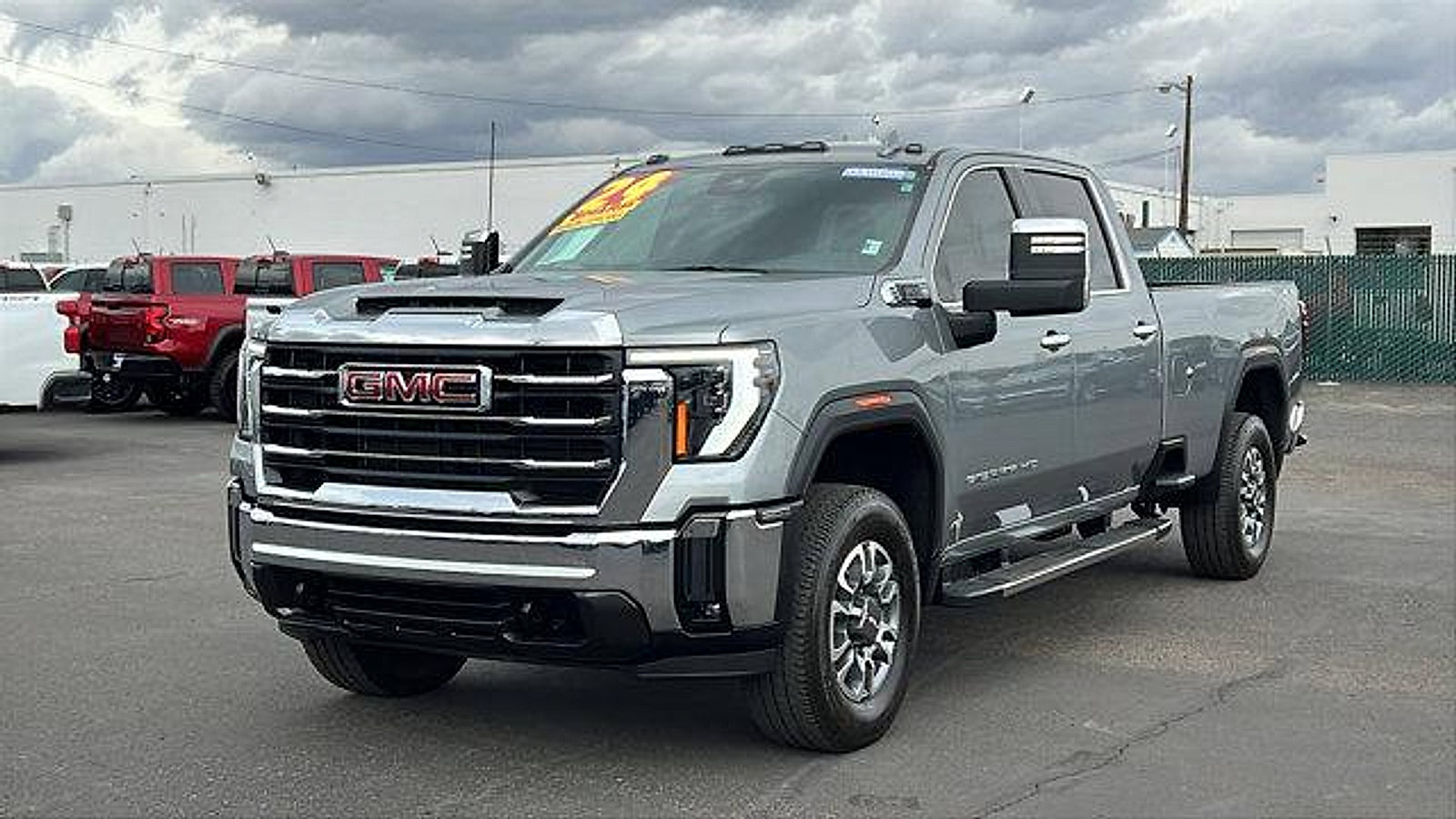 Certified 2024 GMC Sierra 2500 SLT w/ SLT Convenience Package image 1