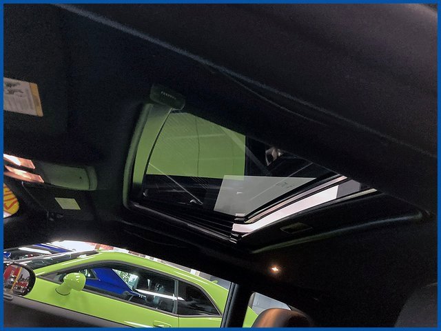 Used 2023 Dodge Challenger SRT Hellcat image 8