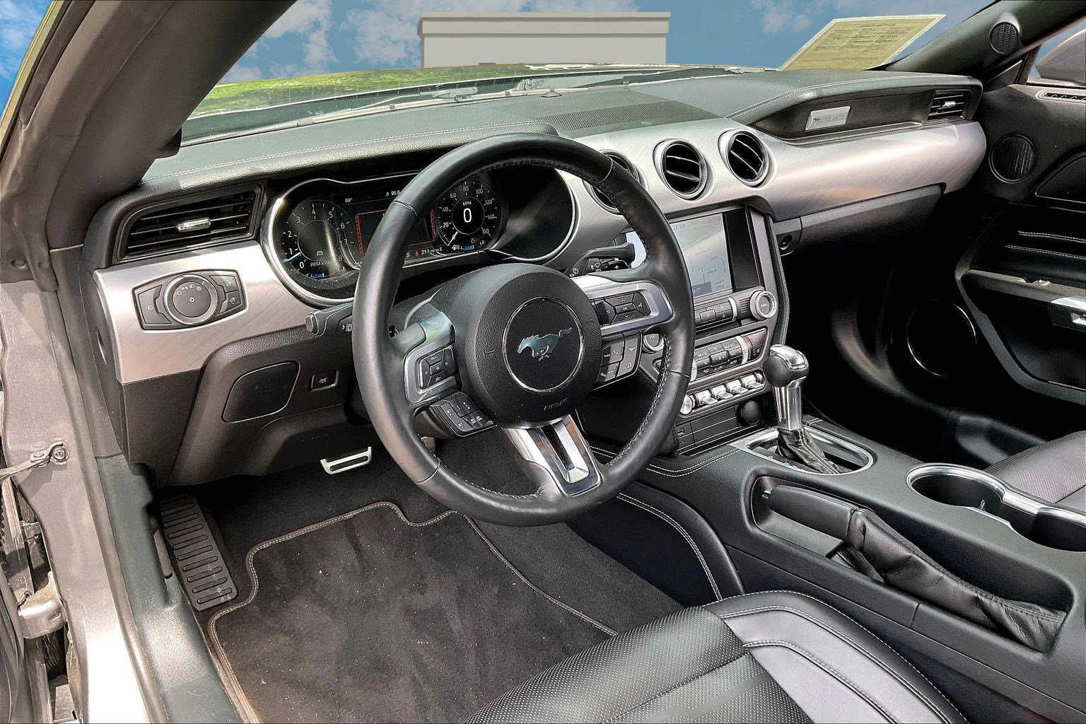 Used 2022 Ford Mustang GT Premium w/ Equipment Group 401A RWD image 13