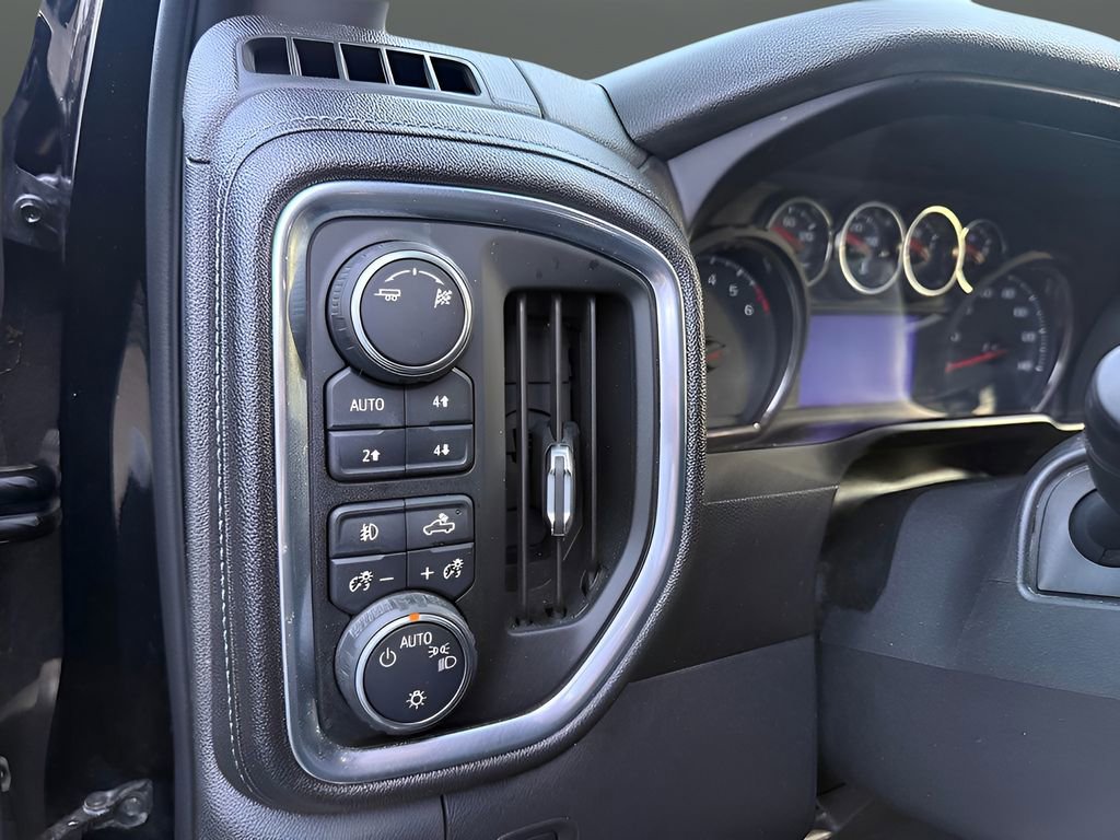 Used 2019 Chevrolet Silverado 1500 RST w/ All-Star Edition image 13