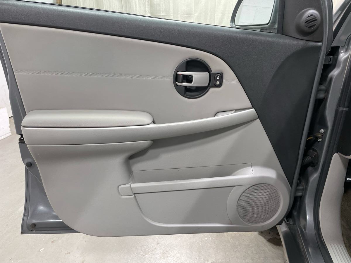 Used 2006 Chevrolet Equinox LT w/ LT Preferred Equipment Group AWD/4WD image 8