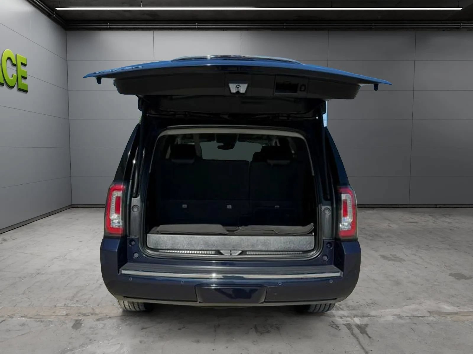 Used 2019 GMC Yukon Denali AWD/4WD image 4
