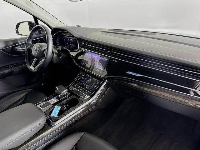 Used 2024 Audi Q7 3.0T Premium Plus AWD/4WD image 36