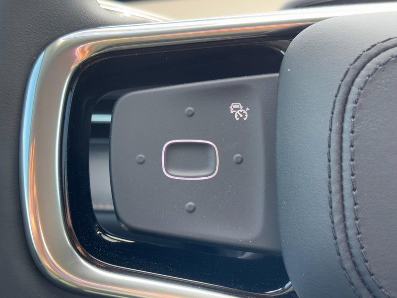 New 2026 Lincoln Nautilus Premier AWD/4WD image 17