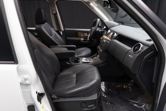 Used 2016 Land Rover LR4 HSE AWD/4WD image 55