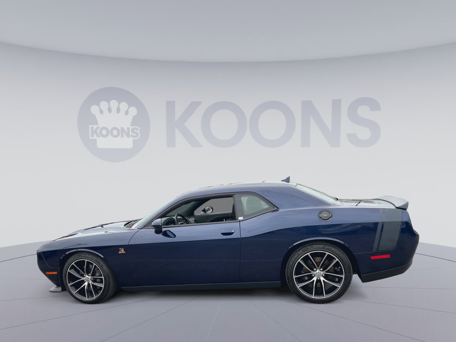 Used 2016 Dodge Challenger R/T Scat Pack RWD image 8