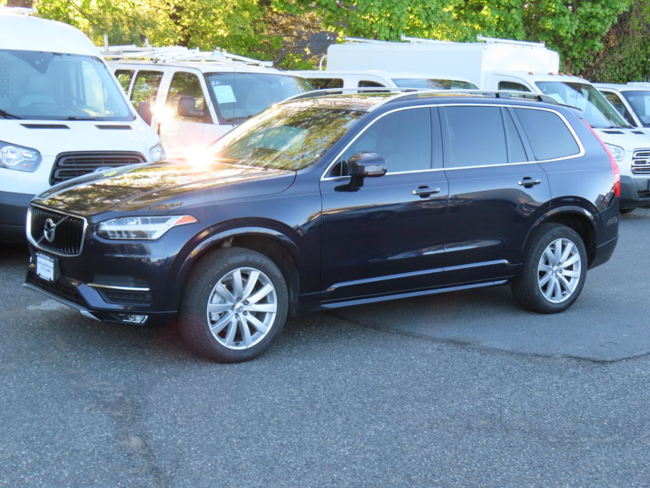 Used 2016 Volvo XC90 T6 Momentum AWD/4WD image 6