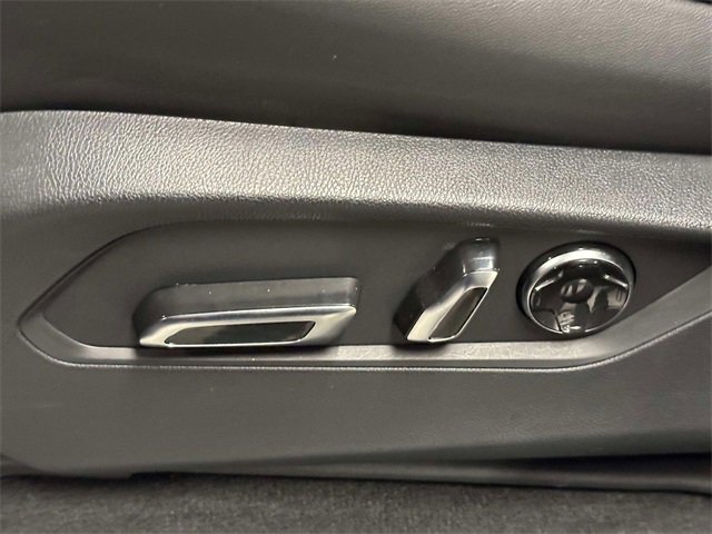 Used 2025 Acura MDX A-Spec image 16