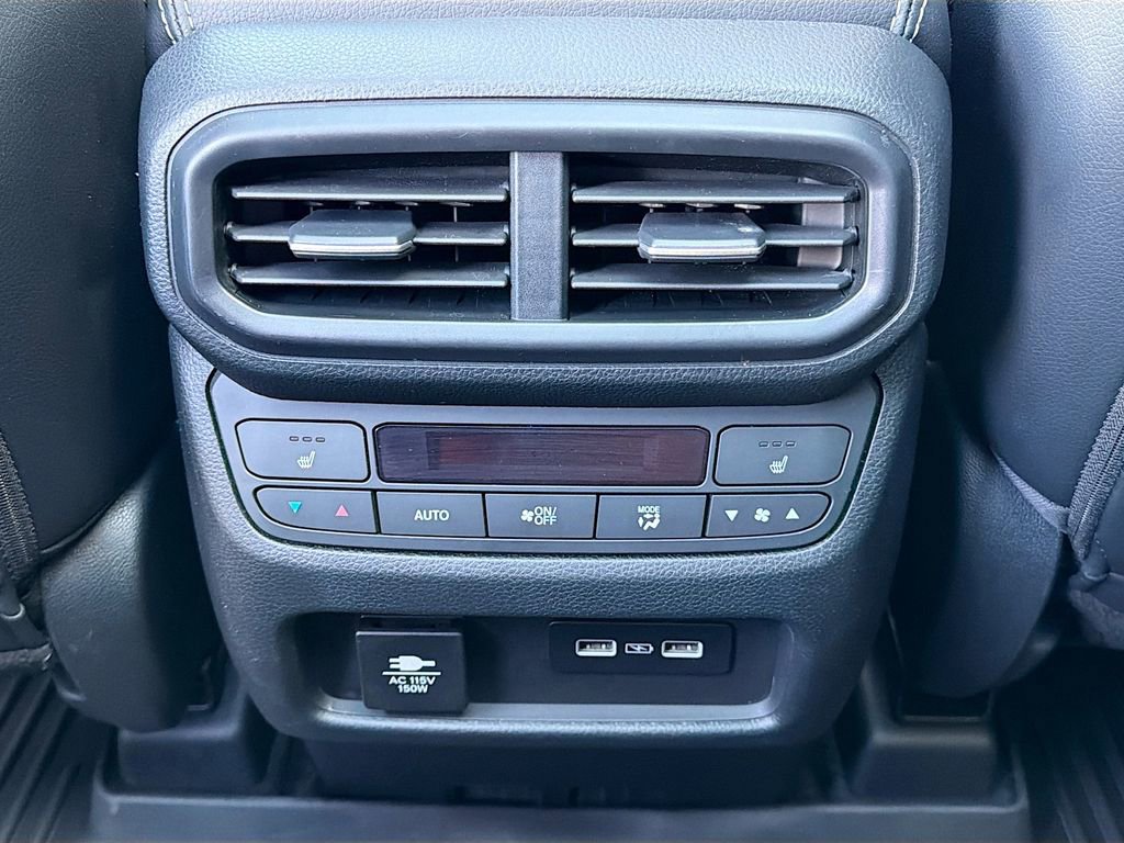 Used 2023 Honda Pilot Elite image 24