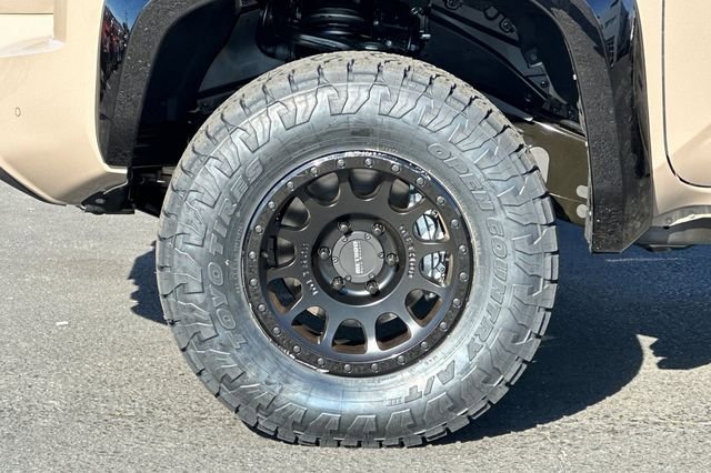 New 2026 Toyota Tacoma TRD Off-Road AWD/4WD image 25