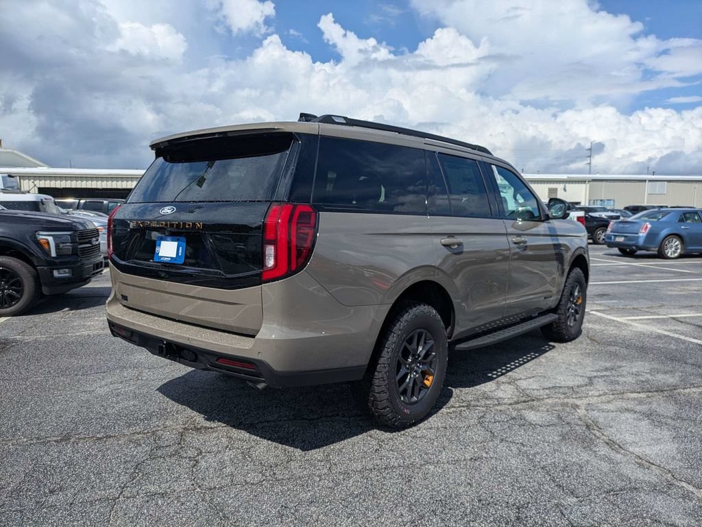 New 2027 Ford Expedition Tremor w/ Driver's Package AWD/4WD image 4
