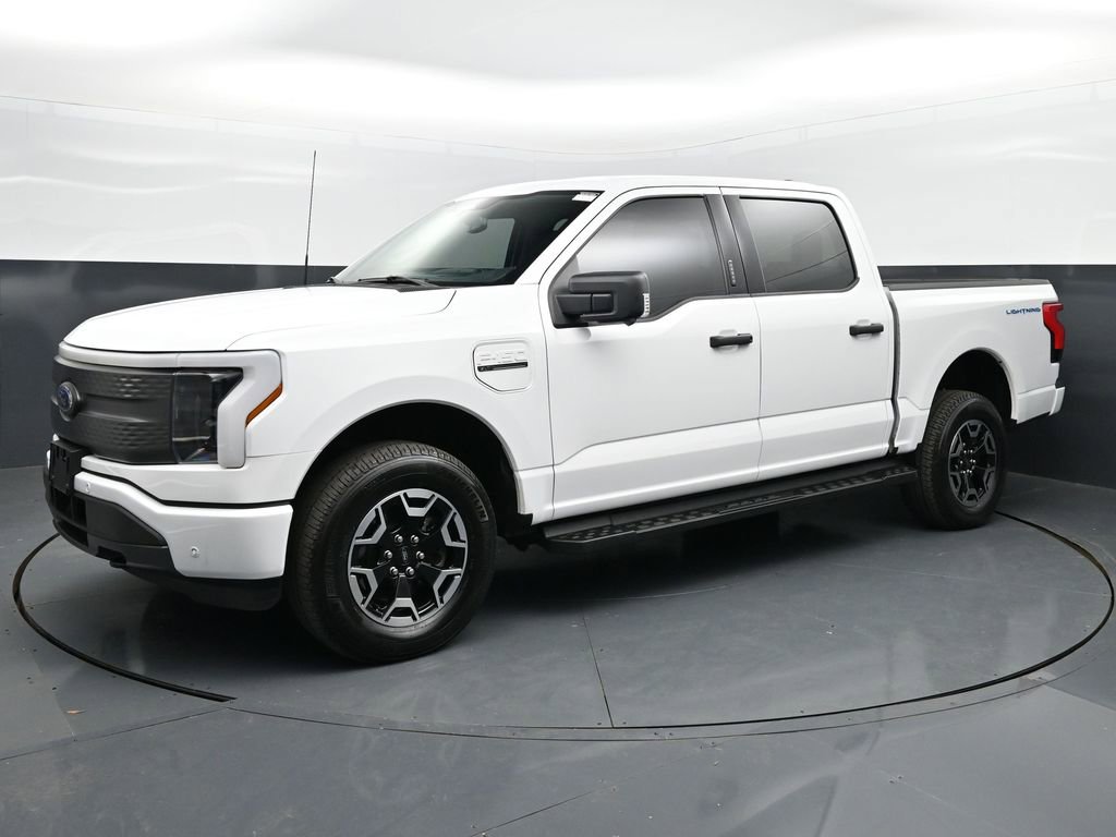 Used 2023 Ford F150 Lightning XLT AWD/4WD image 1