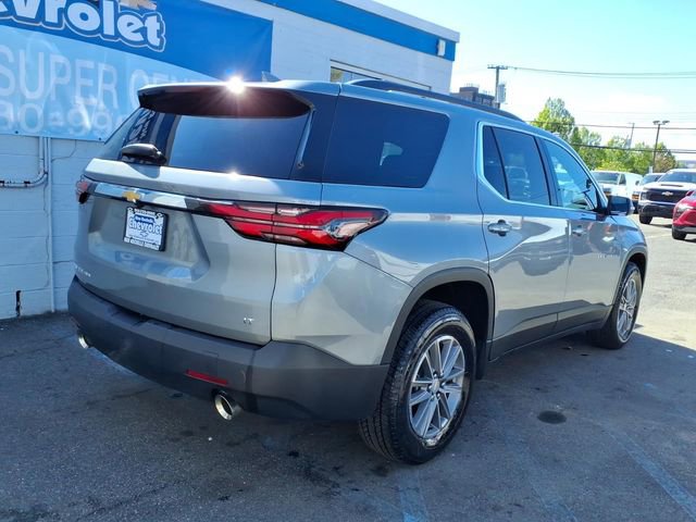 Used 2023 Chevrolet Traverse LT AWD/4WD image 6