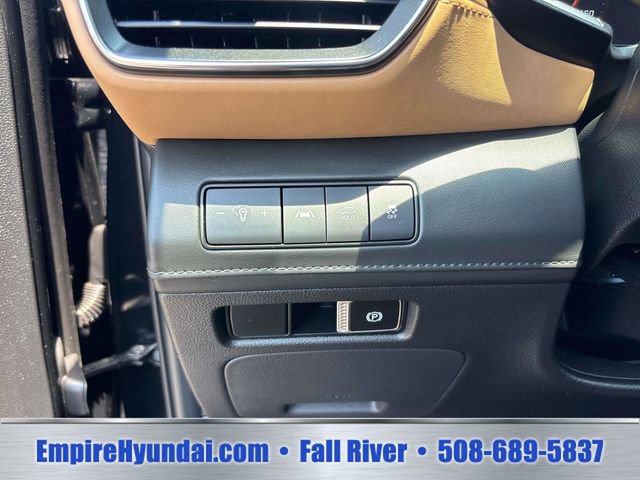 Certified 2023 Hyundai Santa Fe Calligraphy w/ Winter Weather Package AWD/4WD image 30