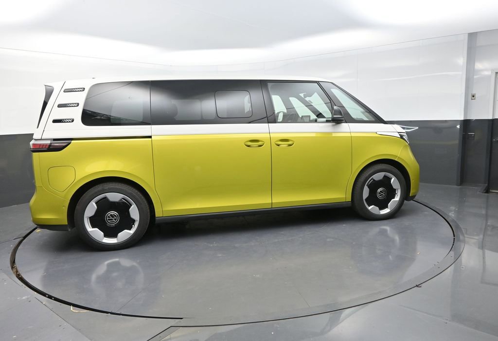 New 2025 Volkswagen ID. Buzz Pro S Plus AWD/4WD image 11