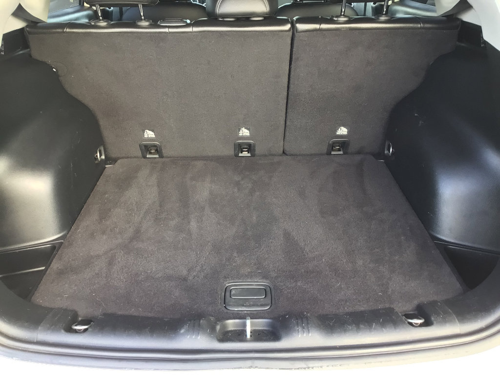 Used 2021 Jeep Compass Limited image 17