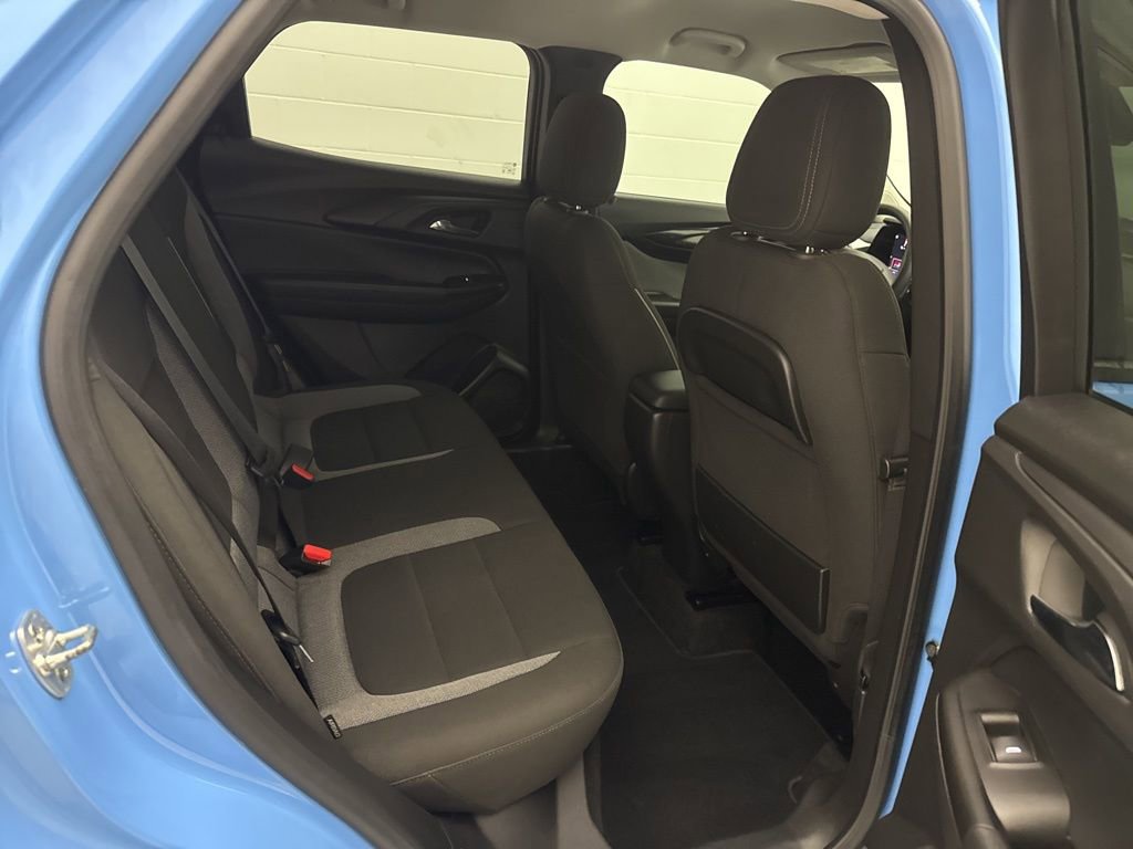 Used 2024 Chevrolet TrailBlazer LS w/ LS Convenience Package image 32