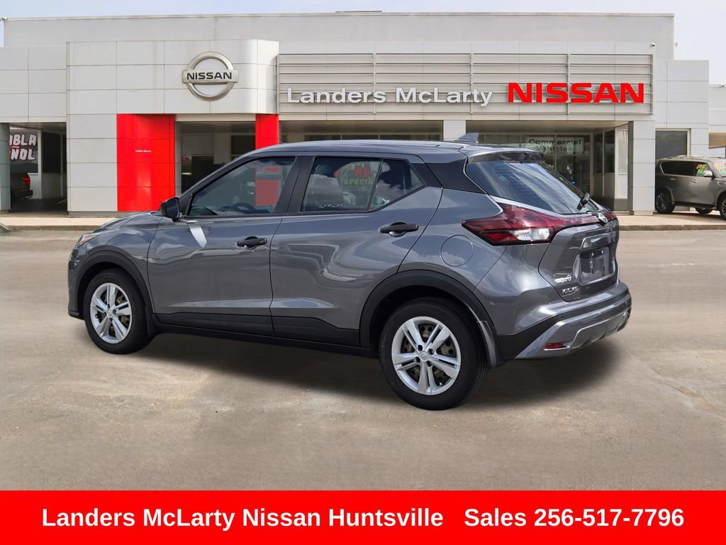 Used 2023 Nissan Kicks S FWD image 6