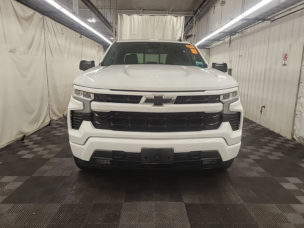 Used 2024 Chevrolet Silverado 1500 RST w/ Convenience Package II AWD/4WD image 3