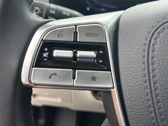 Certified 2025 Kia Telluride EX w/ EX Captain's Chair Package FWD image 24
