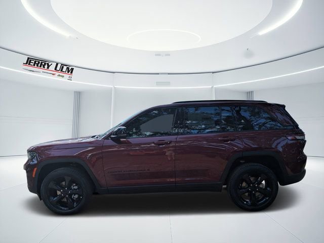 New 2025 Jeep Grand Cherokee Limited w/ Black Appearance Package image 6