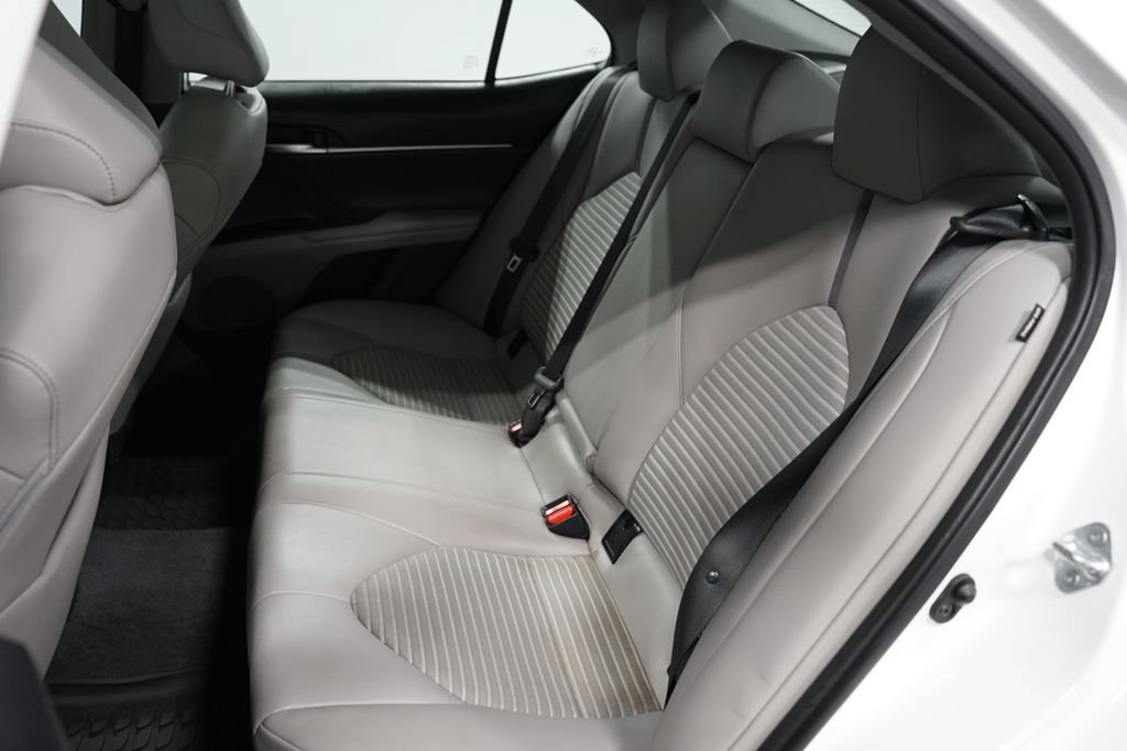 Used 2023 Toyota Camry SE FWD image 27