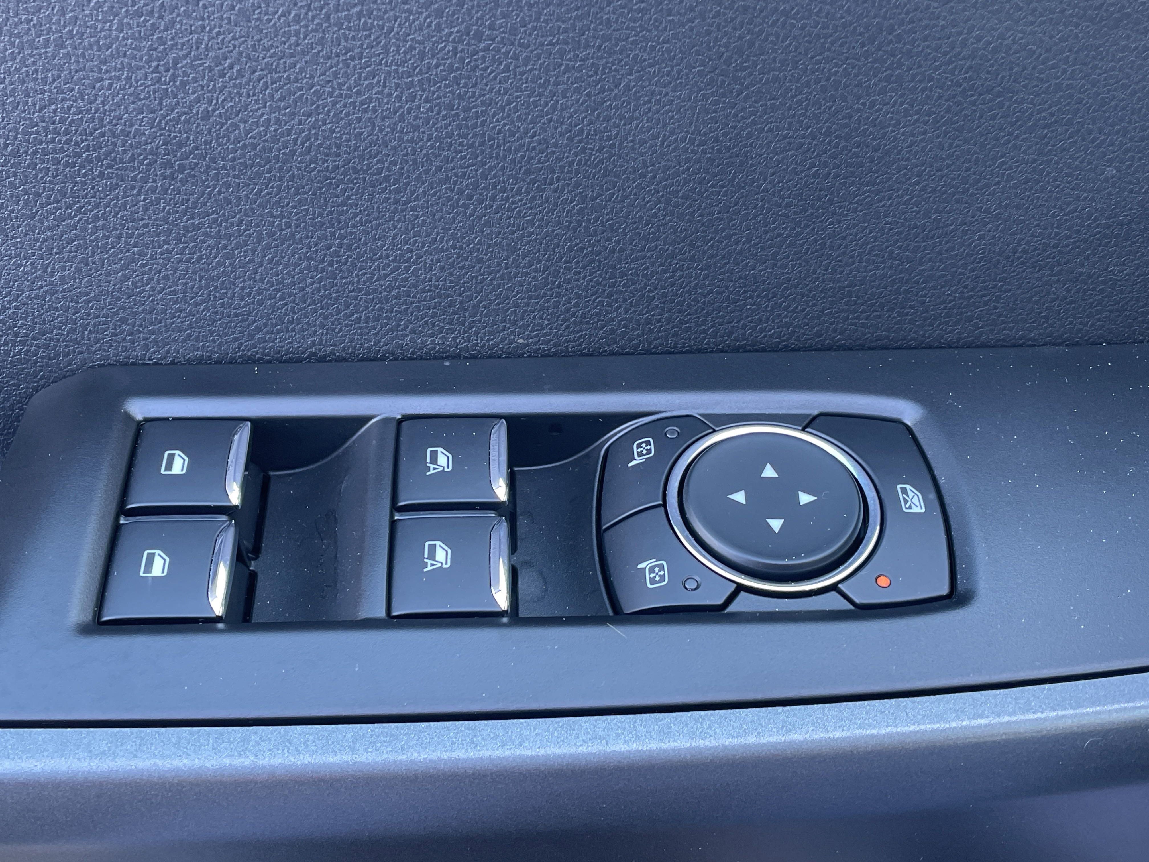 New 2025 Ford F250 XLT image 13